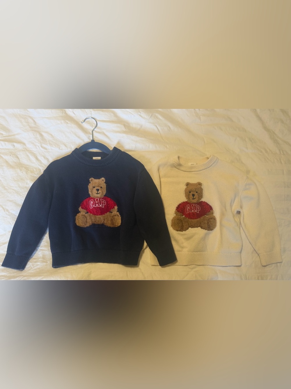 GAP Kids Teddy Bear Crewneck Sweater in Navy and Cream